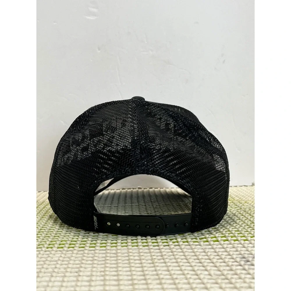 Goorin Bros The Farm Bestie Dog Trucker Hat Black Snapback 101-1782 MSRP$40 NEW